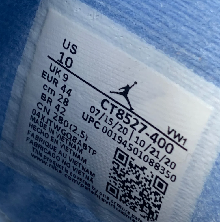 Air Jordan 4 Retro Light Blue Sneakers with Grey Speckled Trim
